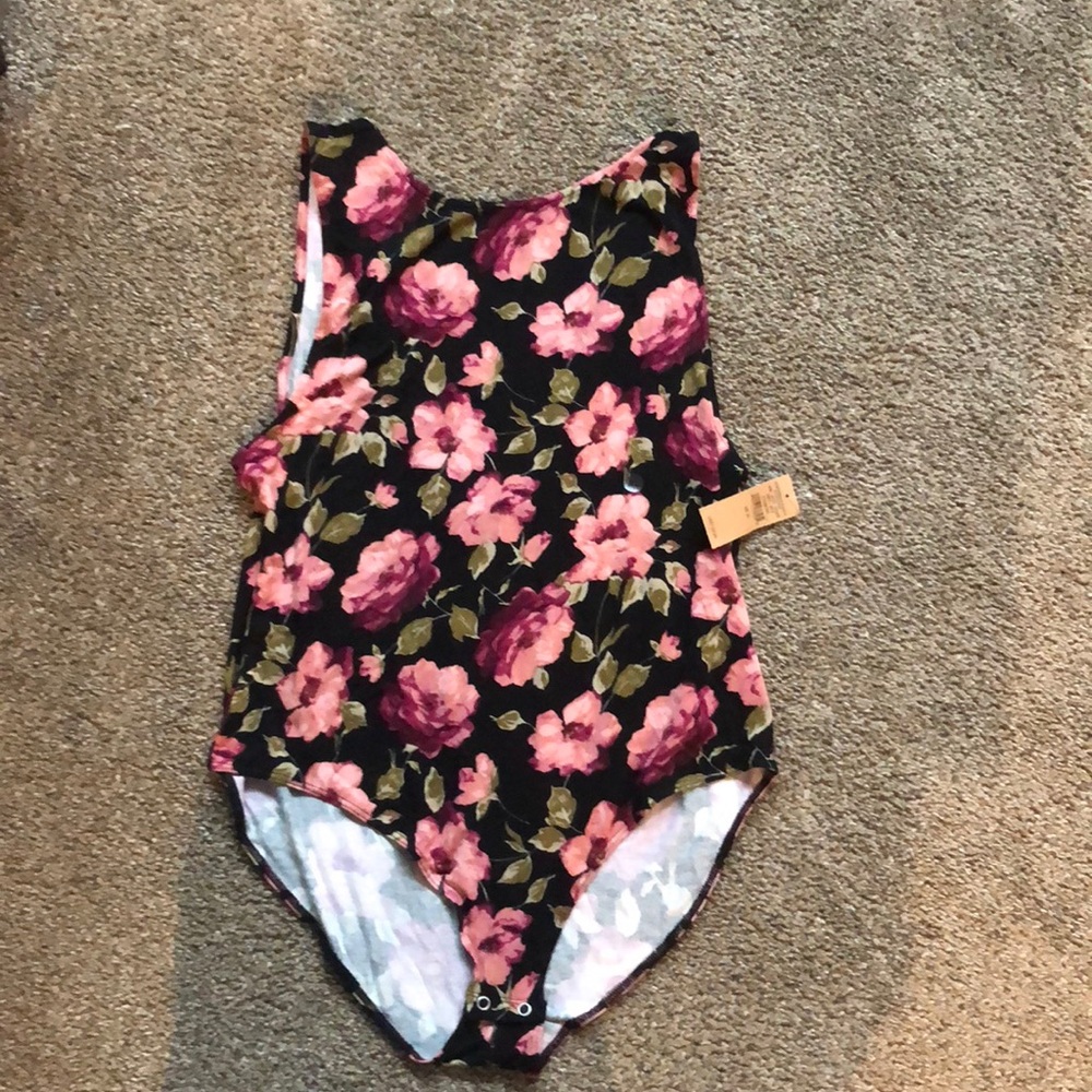 American Eagle floral bodysuit size XL